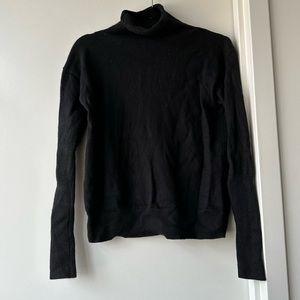 Wilfred turtleneck sweater